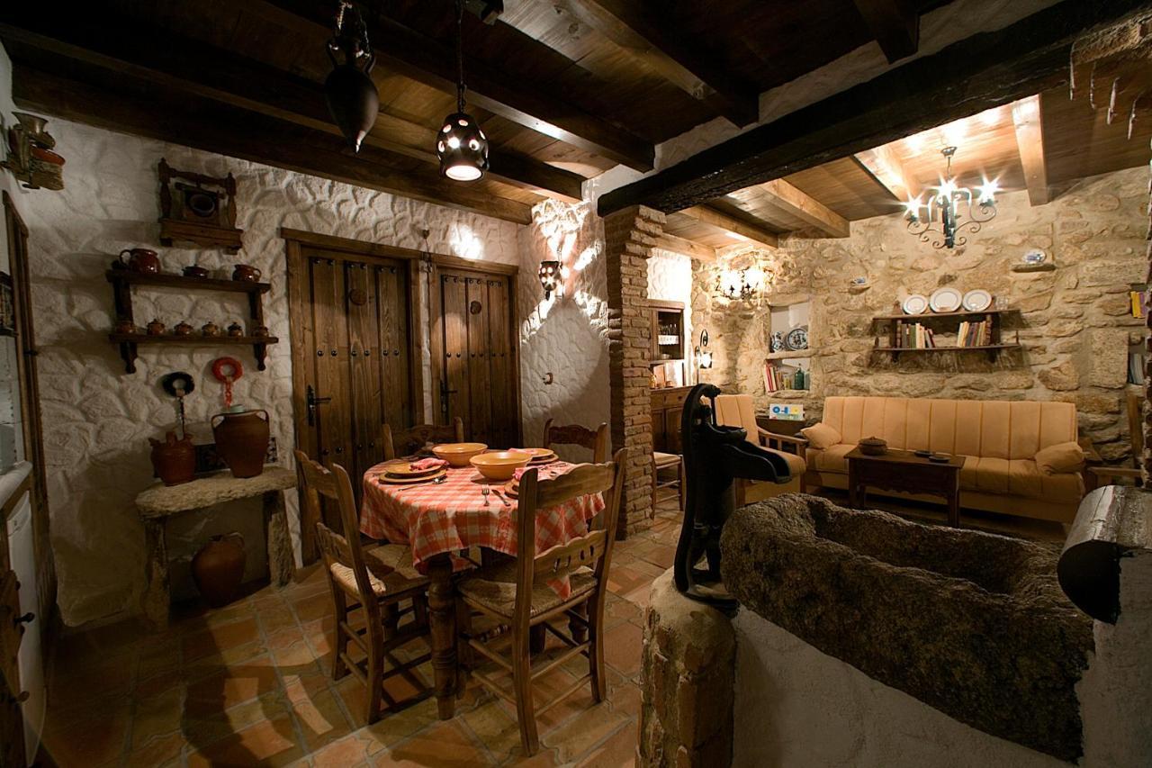 Casa Rural Margarita II Montánchez 外观 照片